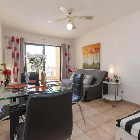 Apartment Castle Harbour 6