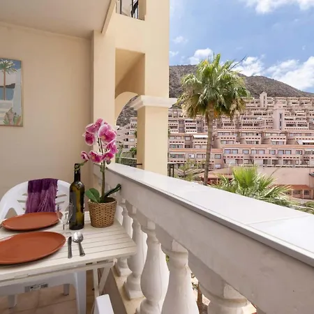 Castle Harbour 6 * Los Cristianos (Tenerife)