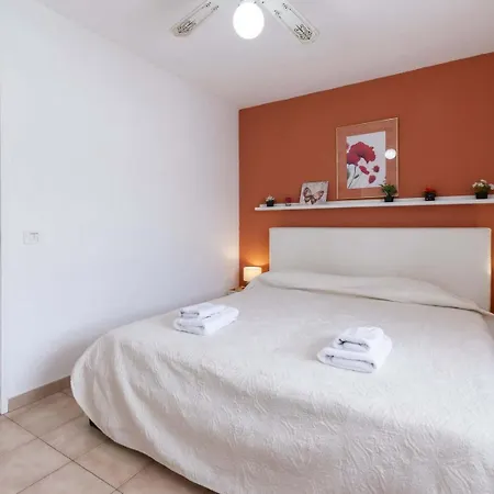 Castle Harbour 6 Апартаменты